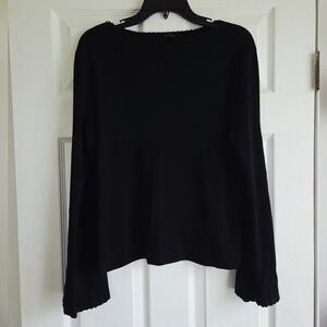 CYRUS ✨️ Black Long Sleeve Women's Swiater Size XL